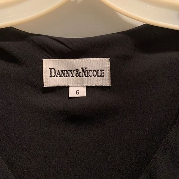 Connected Apparel Women’s Dress Size 14 Black White Geometric Print Sleeveless - Picture 4 of 4